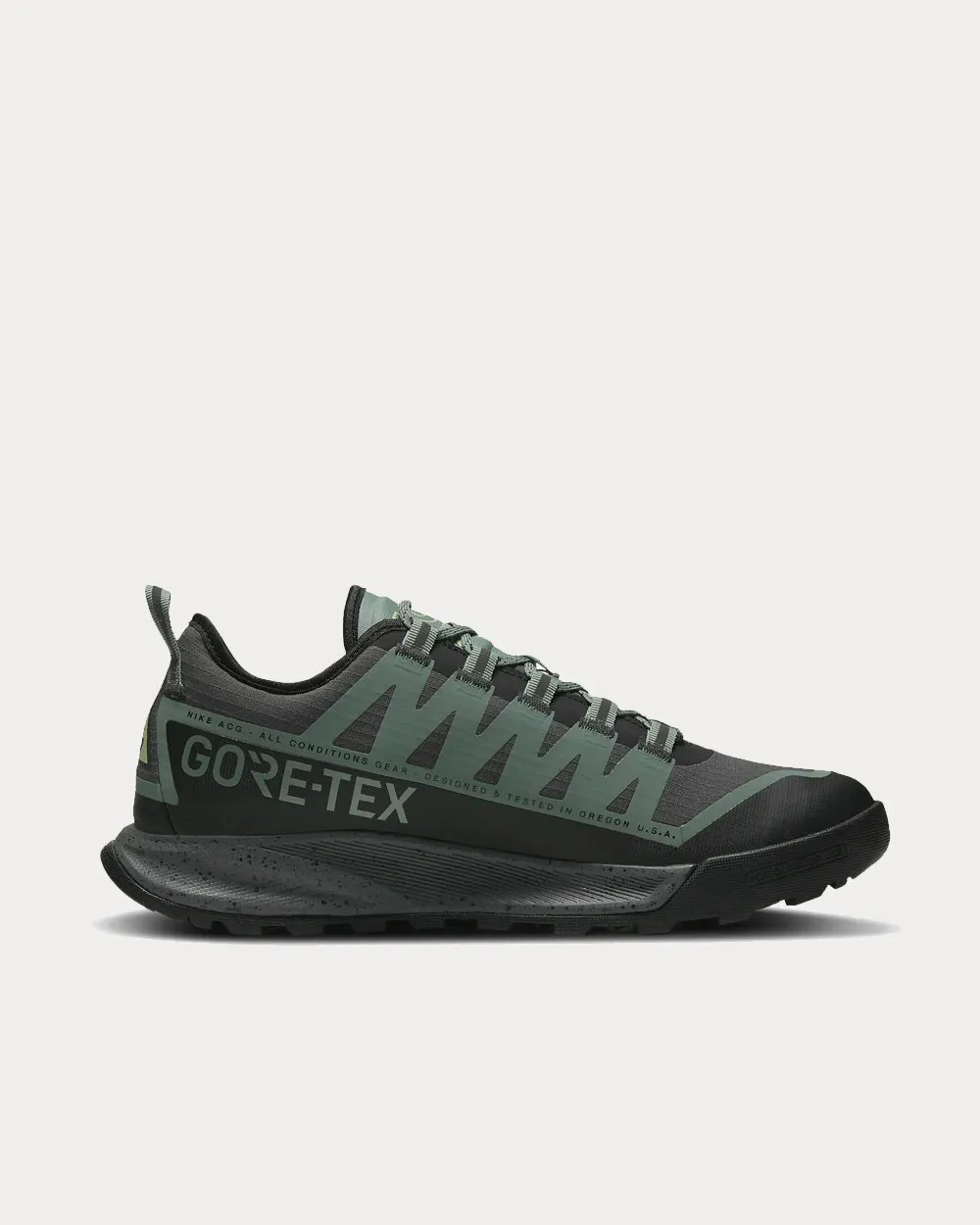 ACG Air Nasu GORE-TEX Clay Green Low Top Sneakers
