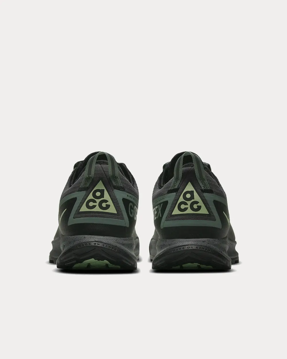 ACG Air Nasu GORE-TEX Clay Green Low Top Sneakers