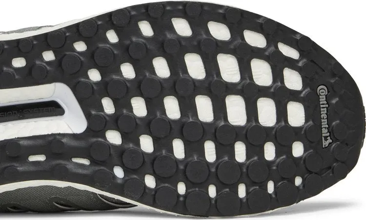 Adidas UltraBoost 5.0 DNA sneakers, gray
