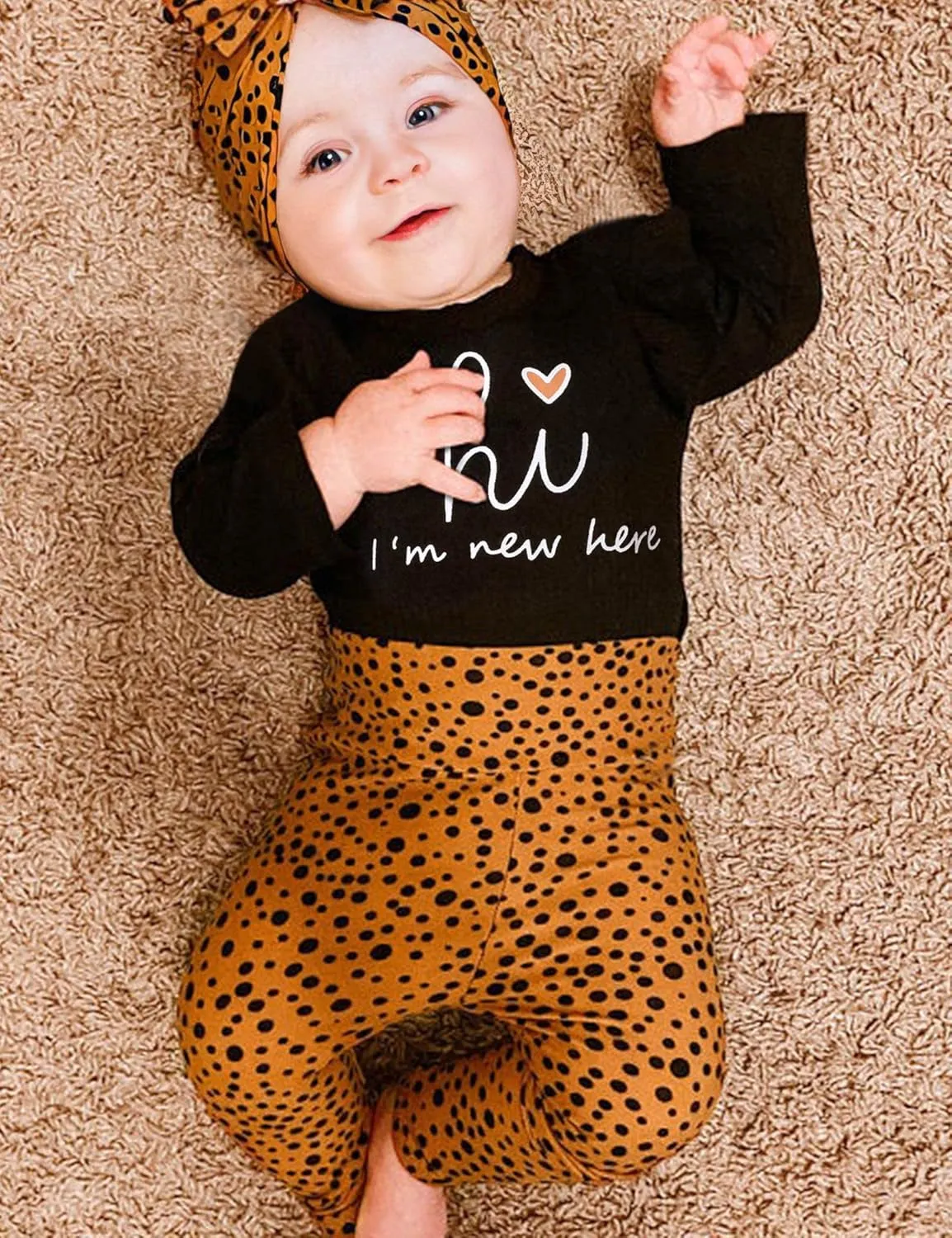 Adorable Preemie Baby Girl Outfit 4PC Set – Perfect Fit for the Littlest Ones