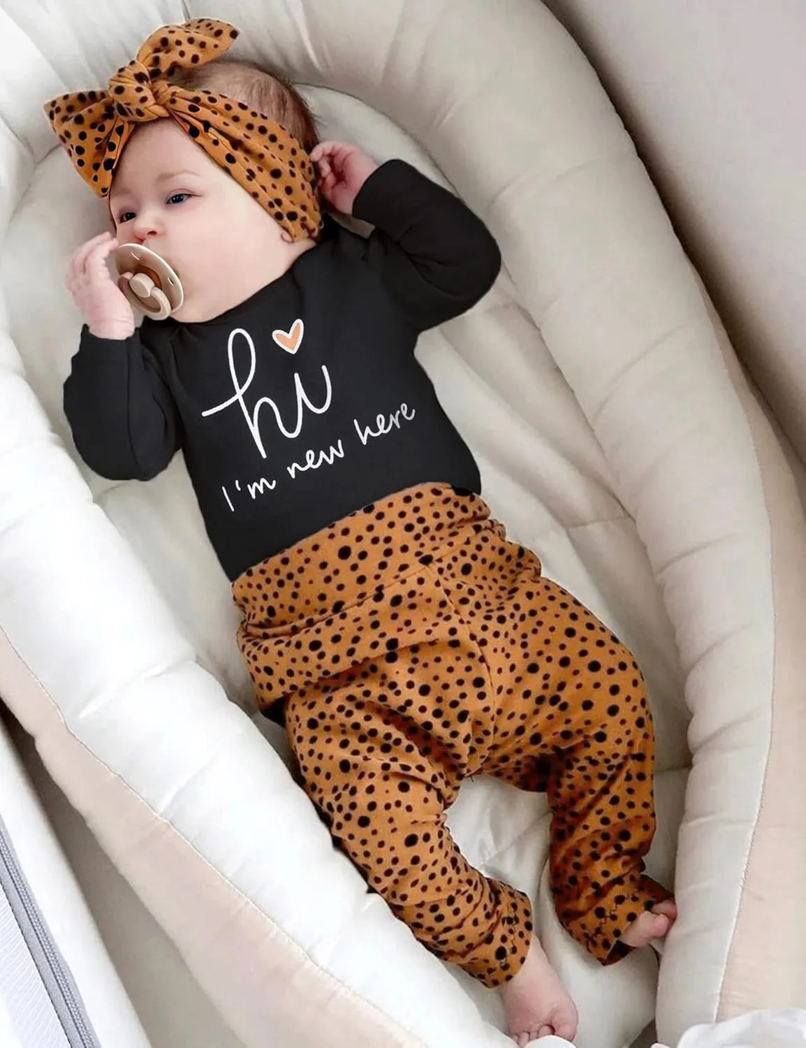 Adorable Preemie Baby Girl Outfit 4PC Set – Perfect Fit for the Littlest Ones