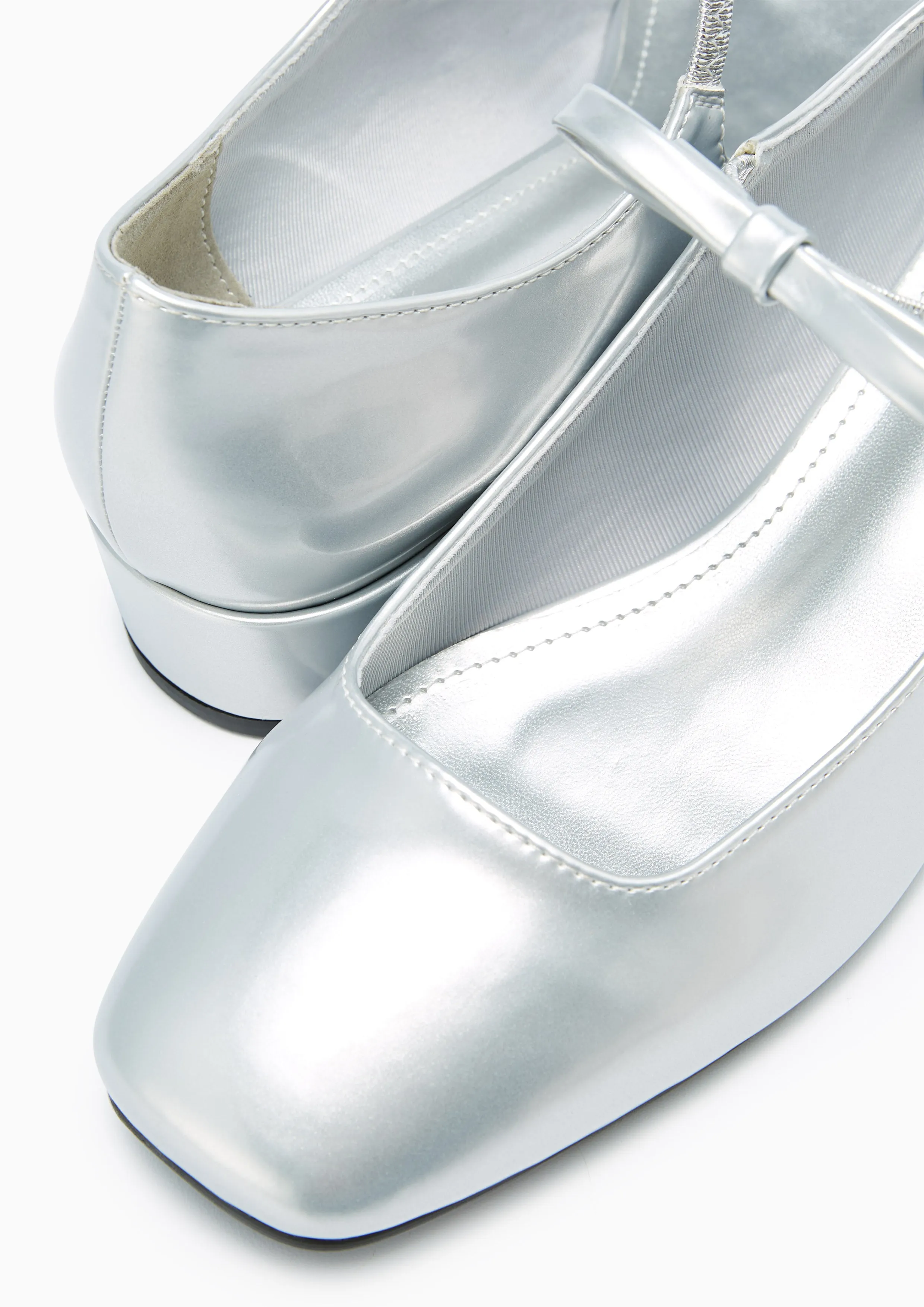Baraka Mid Heel Pumps - Silver