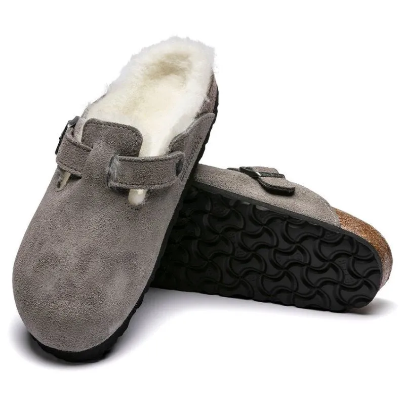 Boston Shearling Suede - Stone Coin