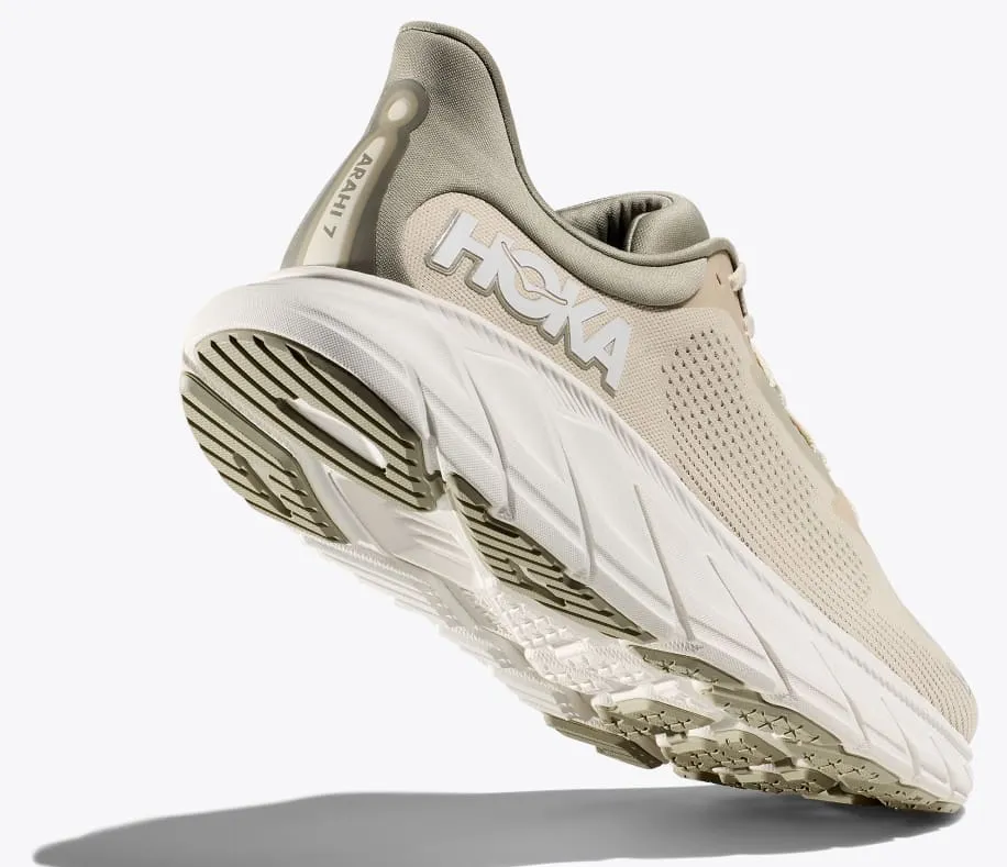Men's Arahi 7 1147850OKB Color:  Oat Milk/Barley