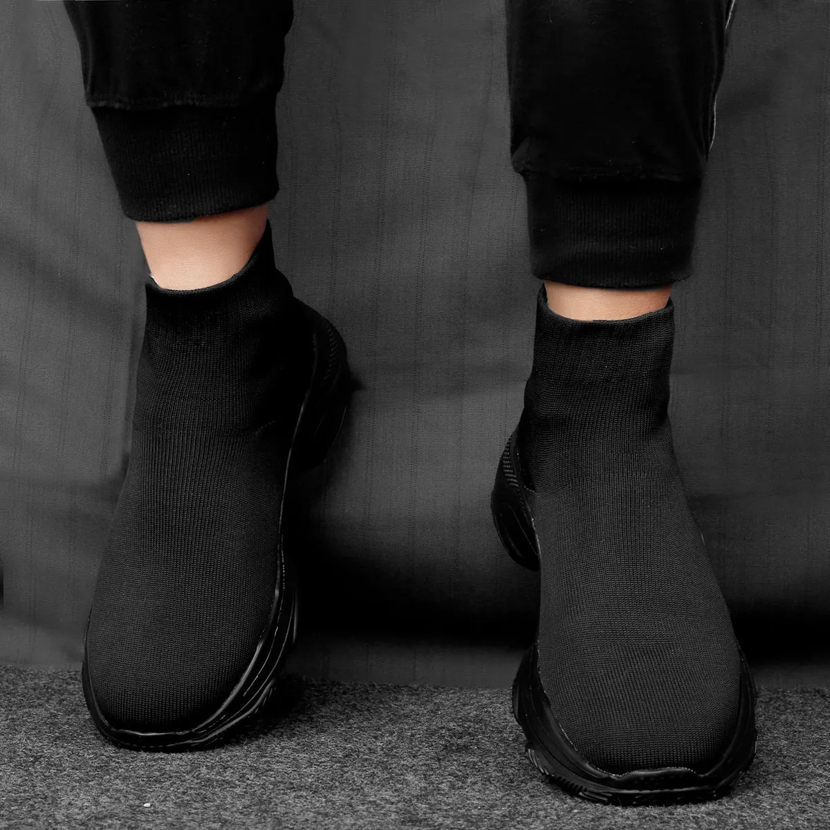 Men's Latest Fashionable Knitted Fabric Casual Socks Shoes