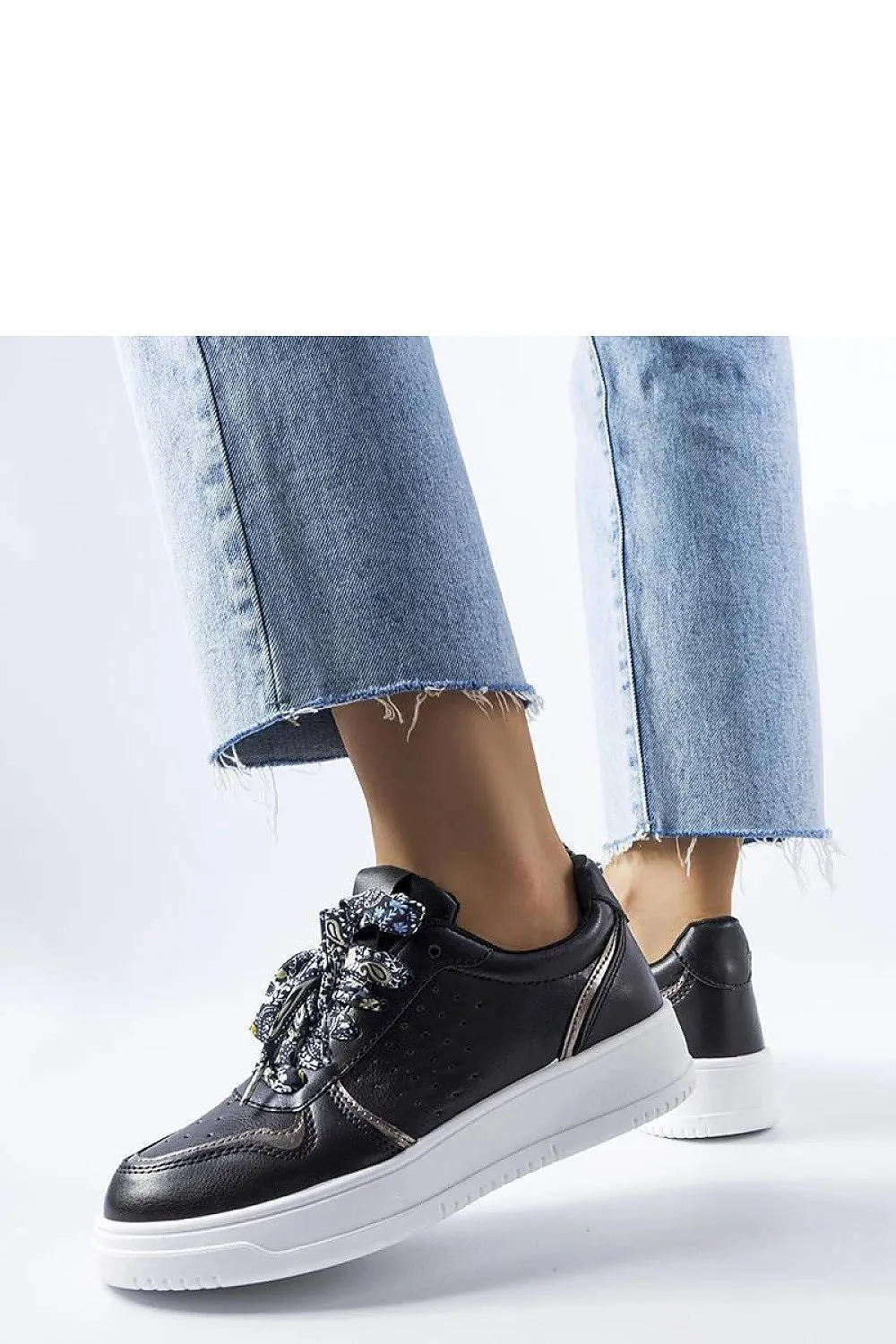 Sneakers model 207947 Solea