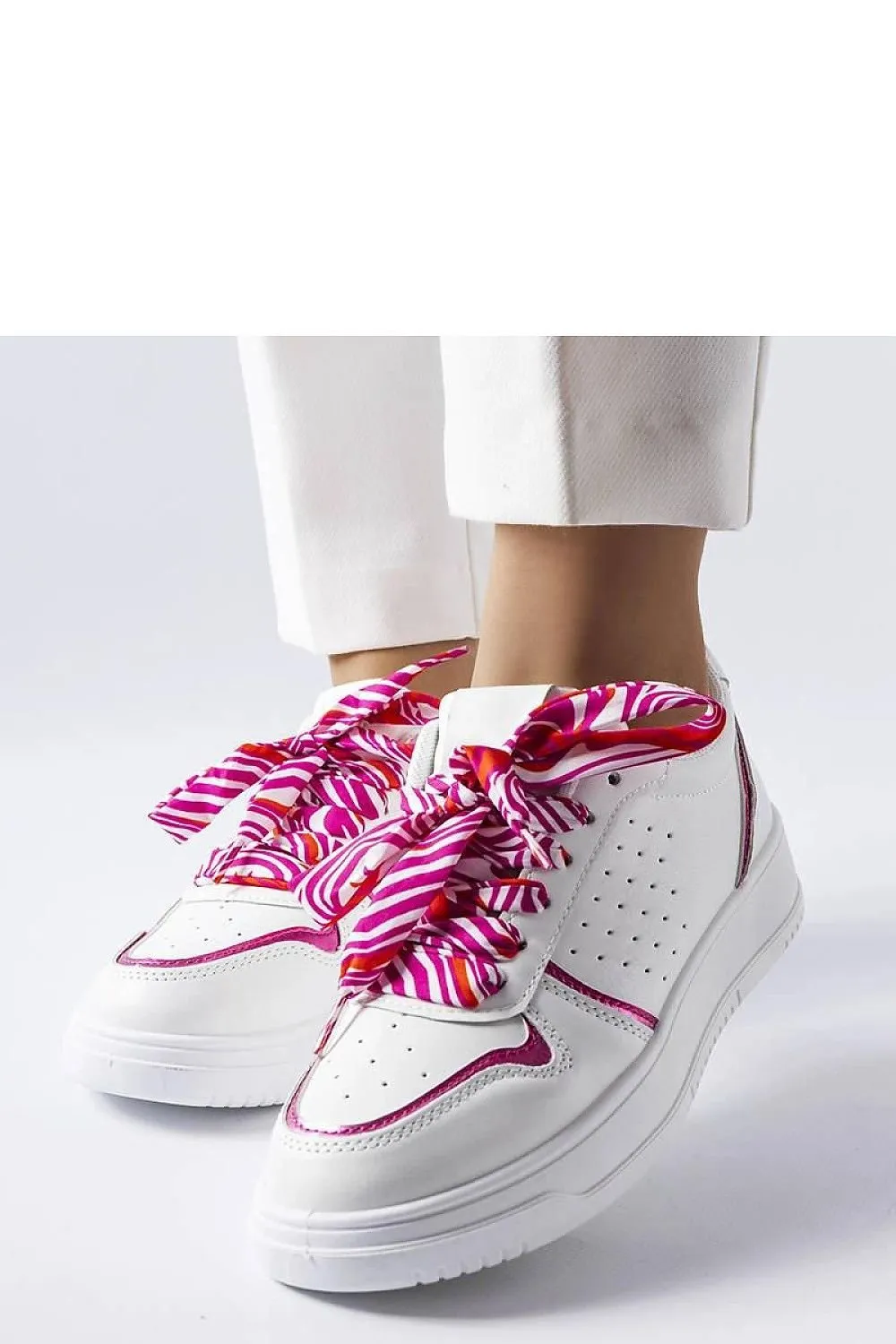 Sneakers model 207947 Solea