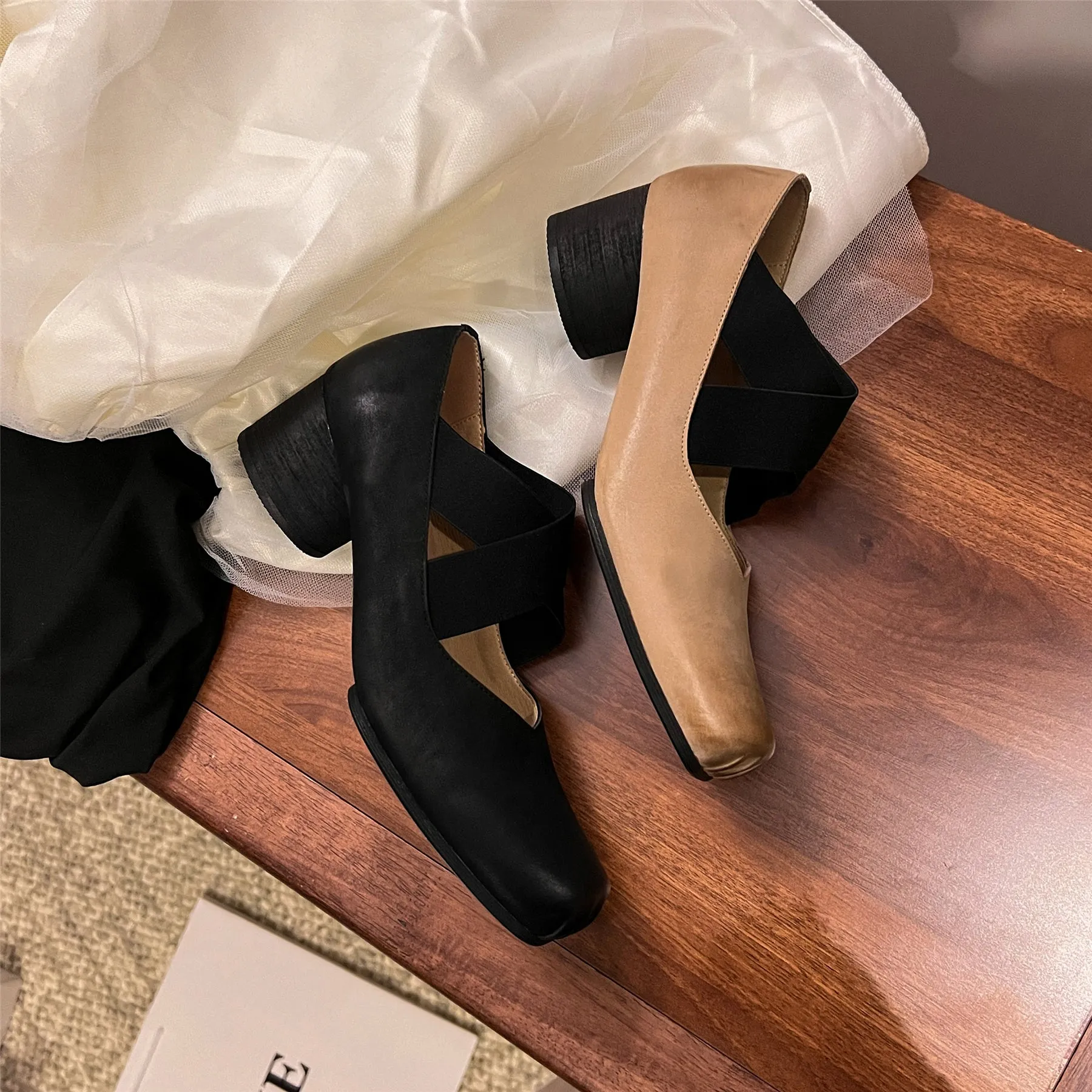 TinaCus Women's Genuine Leather Elastic Band Handmade Square Toe Ballet Pumps Shoes